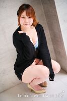 042